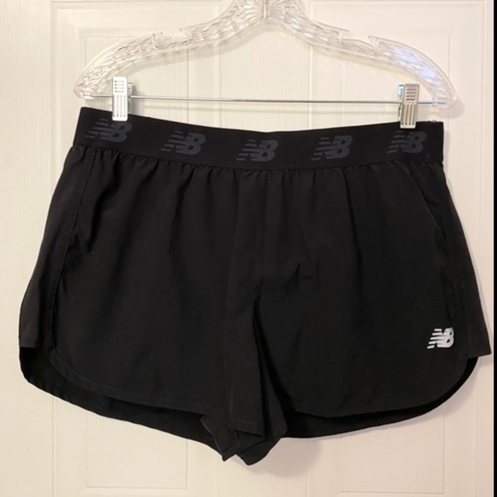 NWOT New Balance black shorts, SZ LRG